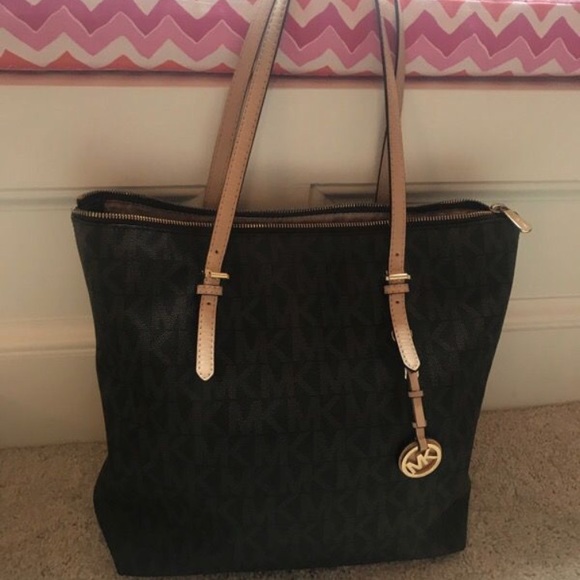 Michael Kors Handbags - Michael Kors Brown Leather Tote Purse
